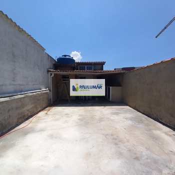 Casa em Mongaguá, bairro Vera Cruz