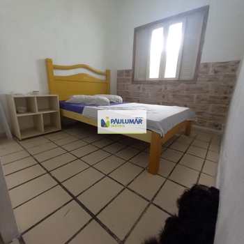Casa em Mongaguá, bairro Vera Cruz