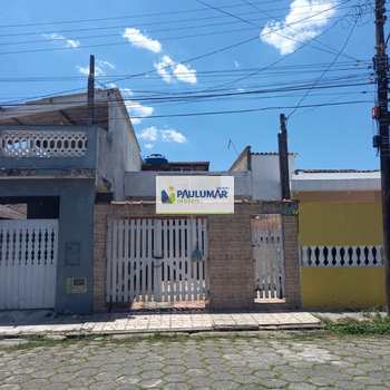 Casa em Mongaguá, bairro Vera Cruz