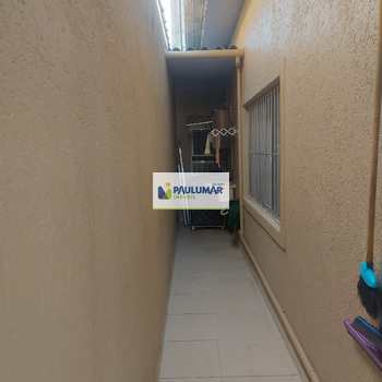 Casa em Praia Grande, bairro Real