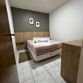 Casa em Praia Grande, bairro Real