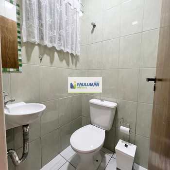 Casa em Praia Grande, bairro Real