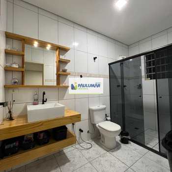 Casa em Praia Grande, bairro Real