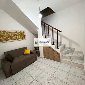Casa em Praia Grande, bairro Real