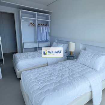 Apartamento em Praia Grande, bairro Canto do Forte