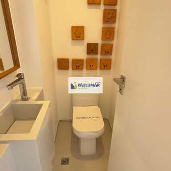 Apartamento em Praia Grande, bairro Canto do Forte