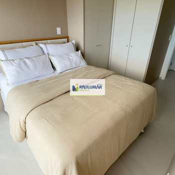 Apartamento em Praia Grande, bairro Canto do Forte