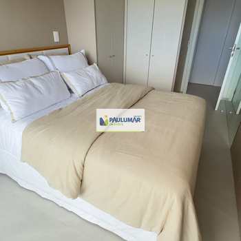 Apartamento em Praia Grande, bairro Canto do Forte