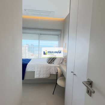 Apartamento em Praia Grande, bairro Canto do Forte