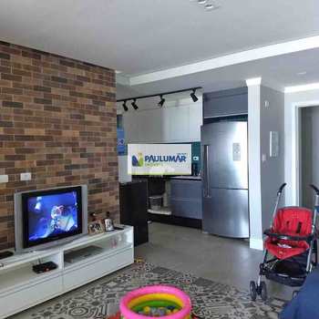 Apartamento em Mongaguá, bairro Centro