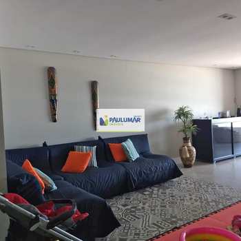Apartamento em Mongaguá, bairro Centro