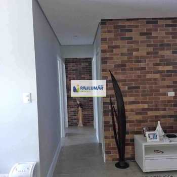 Apartamento em Mongaguá, bairro Centro