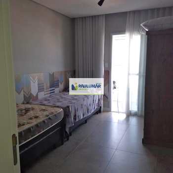 Apartamento em Mongaguá, bairro Centro