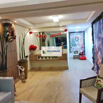 Apartamento em Mongaguá, bairro Centro