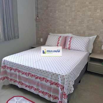 Apartamento em Mongaguá, bairro Centro