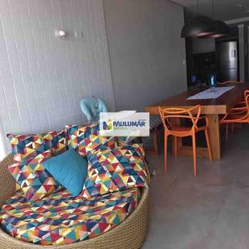Apartamento em Mongaguá, bairro Centro