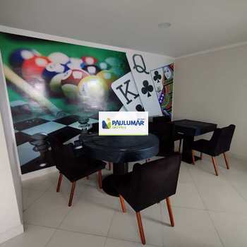 Apartamento em Mongaguá, bairro Centro