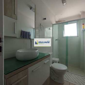 Apartamento em Mongaguá, bairro Centro
