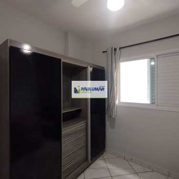 Apartamento em Mongaguá, bairro Centro
