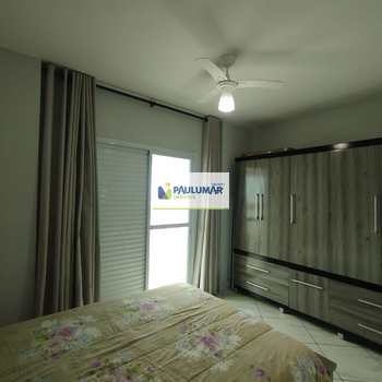 Apartamento em Mongaguá, bairro Centro