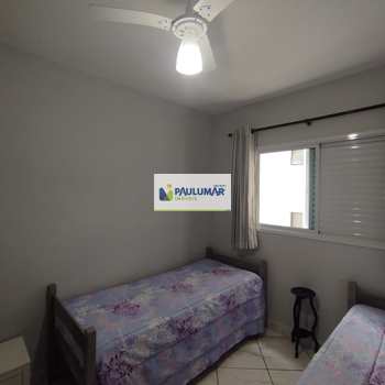 Apartamento em Mongaguá, bairro Centro