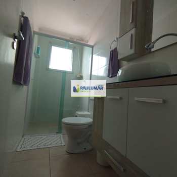 Apartamento em Mongaguá, bairro Centro