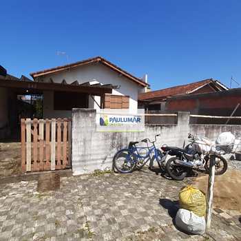 Casa em Mongaguá, bairro Itaóca