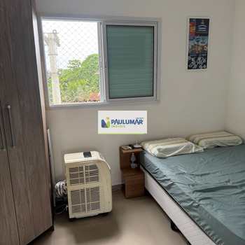 Apartamento em Praia Grande, bairro Solemar