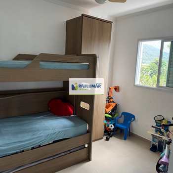 Apartamento em Praia Grande, bairro Solemar