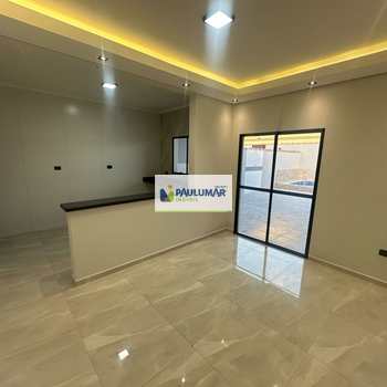 Casa em Mongaguá, bairro Vila Seabra