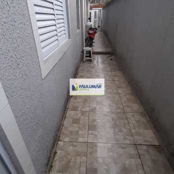 Casa de Condomínio em Praia Grande, bairro Jardim Princesa