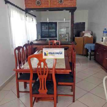 Casa em Praia Grande, bairro Solemar
