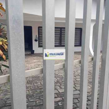 Casa em Praia Grande, bairro Solemar