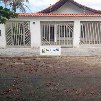 Casa em Praia Grande, bairro Solemar