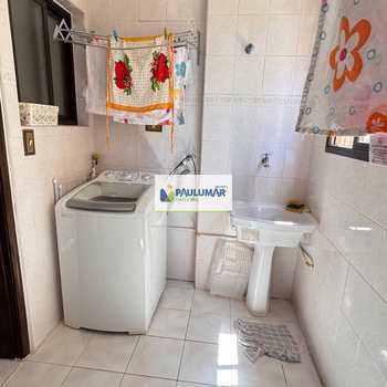 Apartamento em Mongaguá, bairro Centro