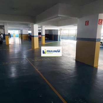 Apartamento em Mongaguá, bairro Centro