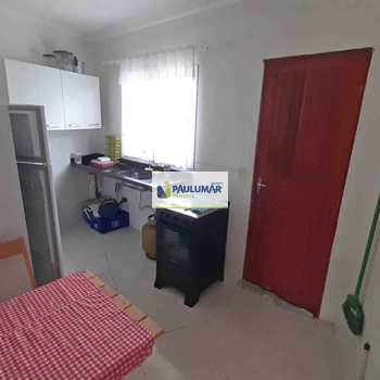 Sobrado em Mongaguá, bairro Agenor de Campos
