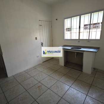 Casa em Mongaguá, bairro Santa Eugênia