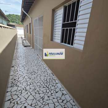 Casa em Mongaguá, bairro Santa Eugênia