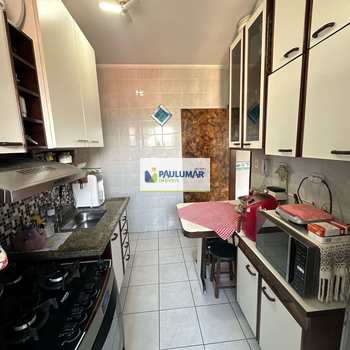 Apartamento em Praia Grande, bairro Solemar