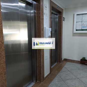 Apartamento em Mongaguá, bairro Centro