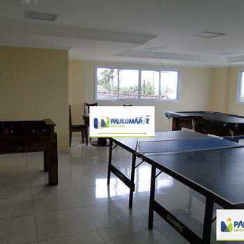 Apartamento em Mongaguá, bairro Centro