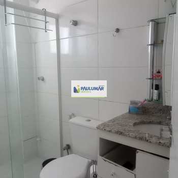 Apartamento em Mongaguá, bairro Centro