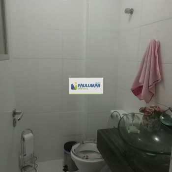 Apartamento em Mongaguá, bairro Centro