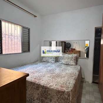Casa em Mongaguá, bairro Balneário Itaguai
