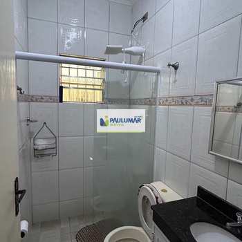 Casa em Mongaguá, bairro Balneário Itaguai