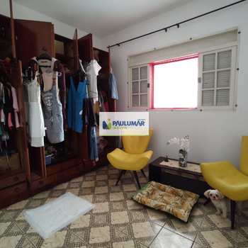 Casa em Mongaguá, bairro Balneário Jussara