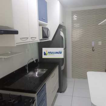 Apartamento em Mongaguá, bairro Centro