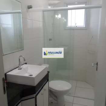 Apartamento em Mongaguá, bairro Centro
