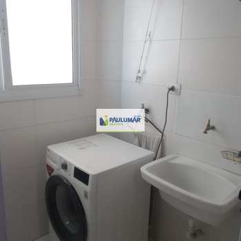 Apartamento em Mongaguá, bairro Centro